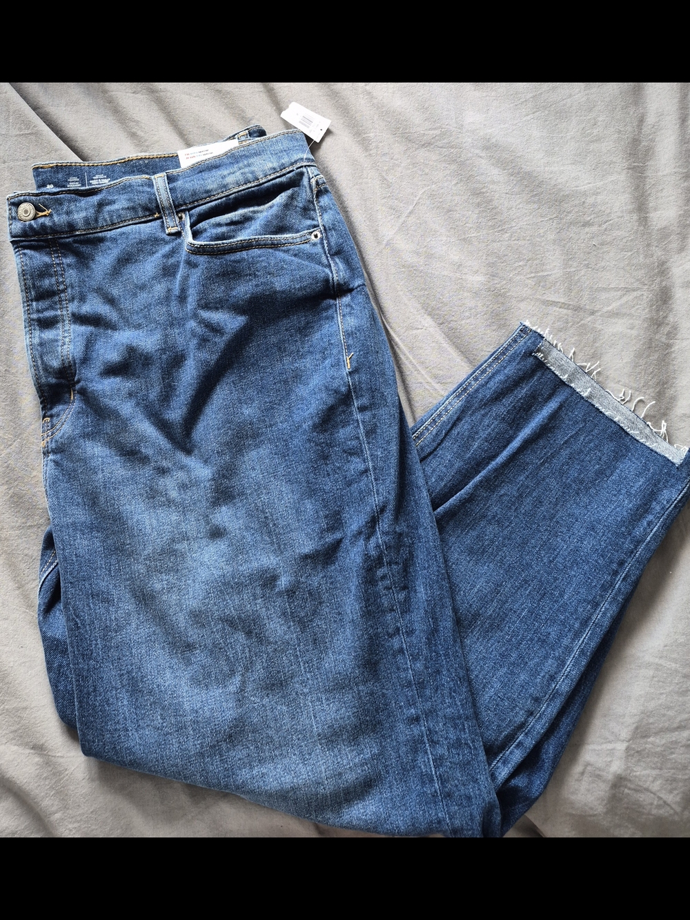 Old Navy Sky-Hi Straight Jeans NWT